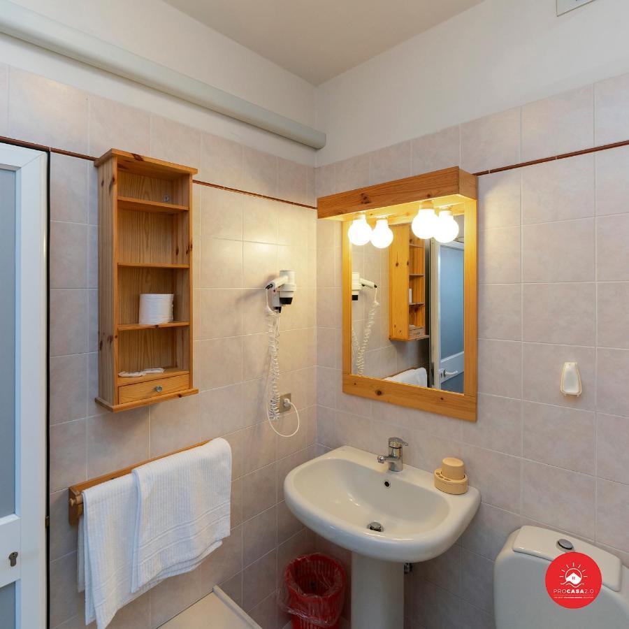 Hostal Fattoria Battilana Marina Di Carrara Exterior foto