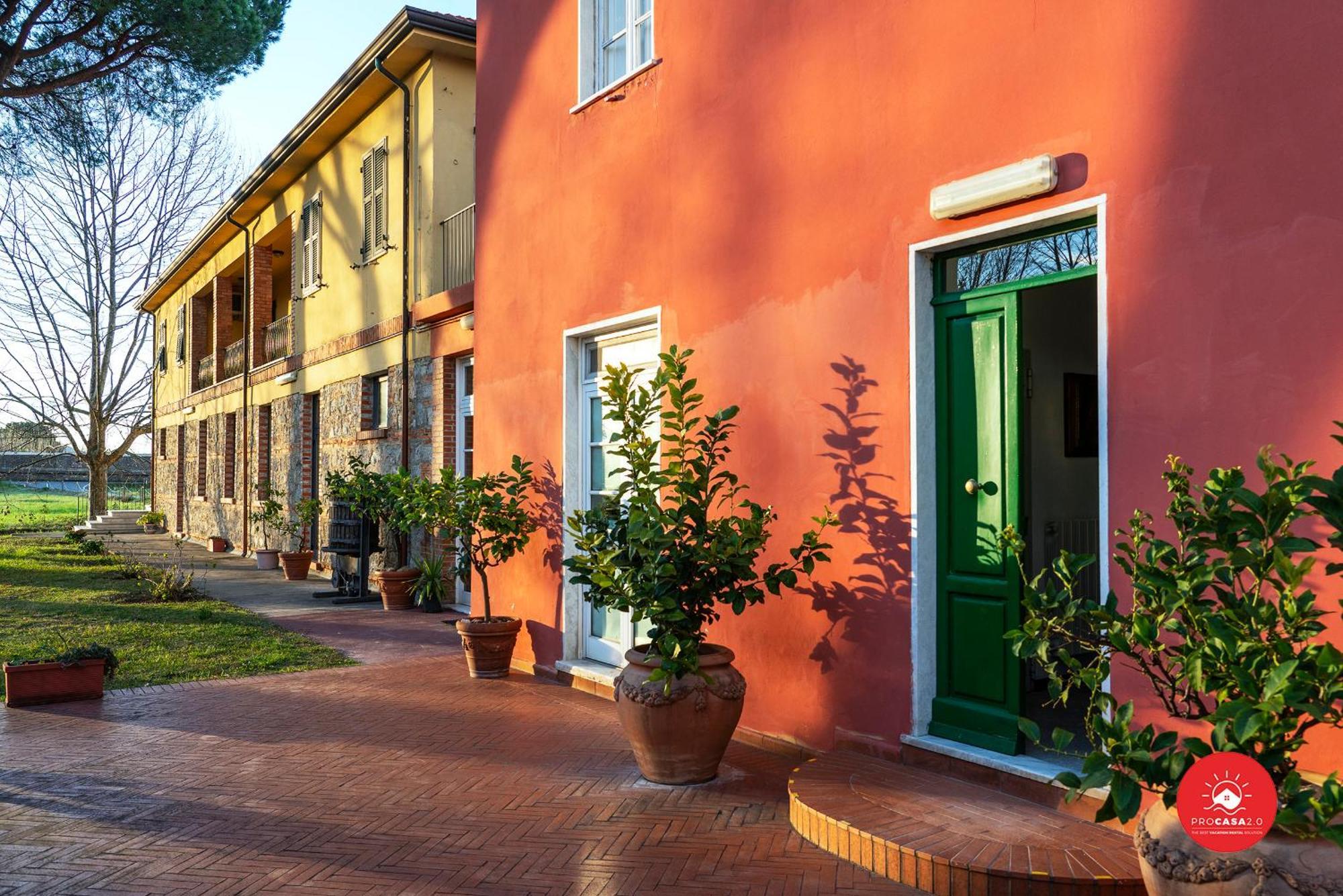 Hostal Fattoria Battilana Marina Di Carrara Exterior foto