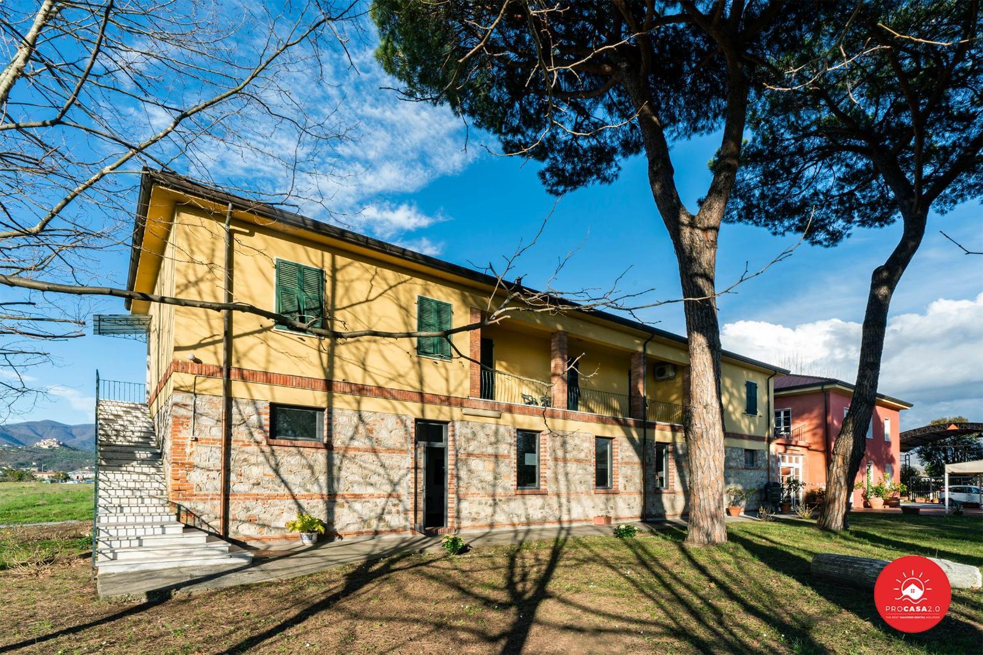 Hostal Fattoria Battilana Marina Di Carrara Exterior foto